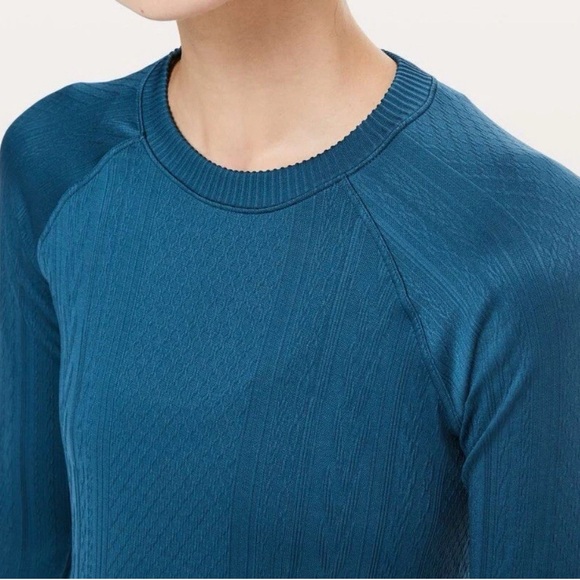 Lululemon Rest Less Pullover Carbon Blue Size 4 - Picture 3 of 10